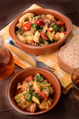 FUSILLI TRICOLORE E CONDIMENTO BIOLOGICO