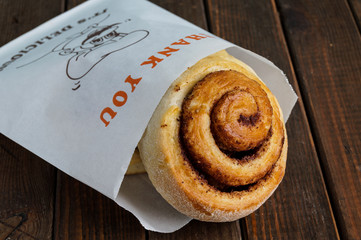 tasty cinnamon buns