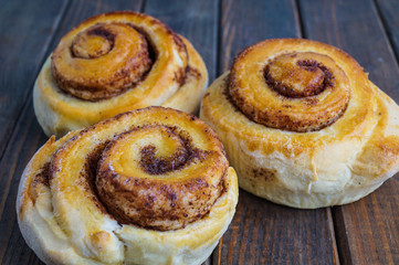 tasty cinnamon buns