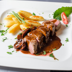 Lammfilet mit Schupfnudeln