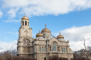 Fototapeta na wymiar Varna, Bulgaria. View of the Cathedral of Byzantine style