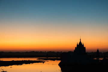 Fototapeta na wymiar Sunset at Shwe Modeptaw Pagoda