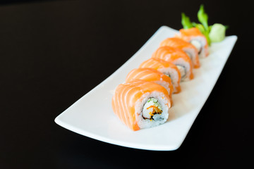 Salmon sushi roll