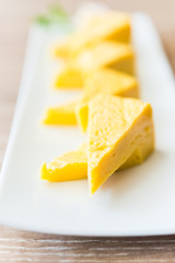Sweet egg sushi