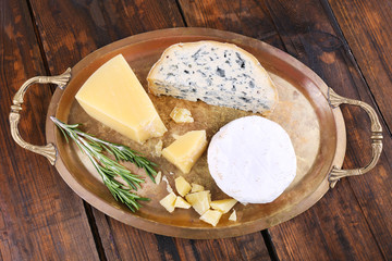 Different types of cheese