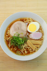 醤油ラーメン