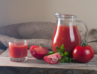 jar with tomato