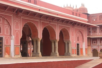 arcades dans le city palace de Jaïpur
