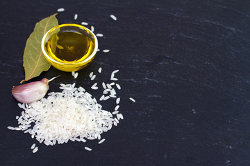 rice with oil and garlic