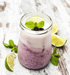 fresh fruit yoghurt with blackberries