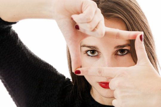 Mise au point sur le regard d'une jeune femme