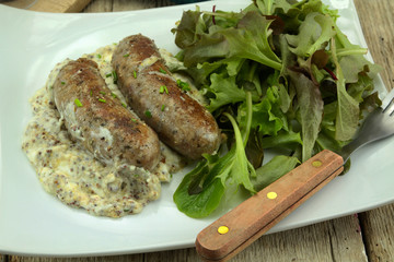 andouillettes à la moutarde