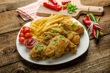Fried chicken, chilli fries and dip