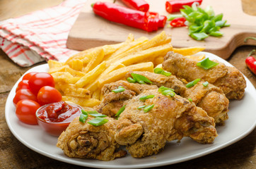 Fried chicken, chilli fries and dip