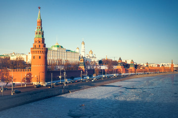 Fototapeta premium The Grand Kremlin Palace and Kremlin wall
