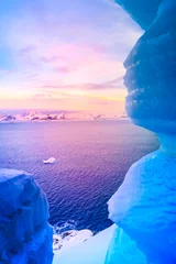 Zelfklevend Fotobehang Antarctica blue ice cave