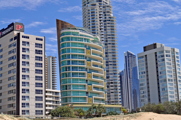 Fototapeta na wymiar Beach cityscape. Gold Coast City in Queensland, Australia.