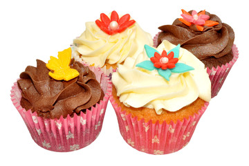 Chocolate And Vanilla Cupcakes