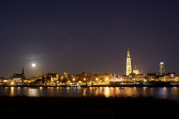 Fototapeta na wymiar Night view over City of Antwerp