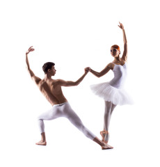 Obraz premium Couple of ballet dancers isolated on white