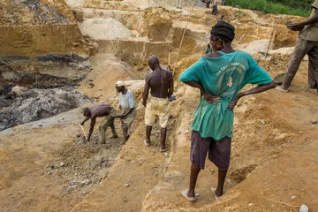 Türaufkleber Diamanten schürfen in Sierra Leone © Torsten Pursche