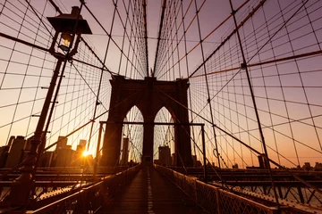 Papier Peint photo New York Coucher du soleil de pont de Brooklyn avec l& 39 horizon de Manhattan nous
