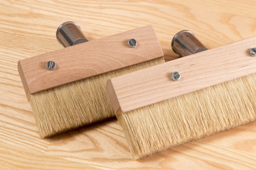 paintbrush for wood