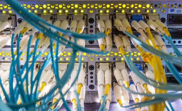Patch Panel Animation รูปภาพPatch-Panel – เลือกดูภาพถ่ายสต็อก เวกเตอร์ และวิดีโอ105 | Adobe Stock