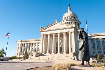State Capitol in Oklahoma city, capital of Oklahoma state, USA - 76071575