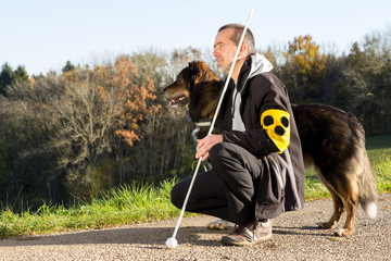 Spaziergang mit Blindenhund