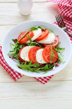 fresh tomato salad with mozzarell