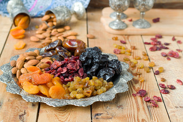 A mixture of dried fruits and nuts