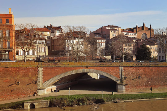 Quais de Tounis &agrave; Toulouse