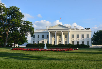 Fototapeta na wymiar Whote house in Washington DC