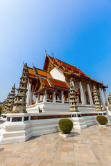 Naklejka premium Tempel Wat Suthat in Bangkok, Thailand