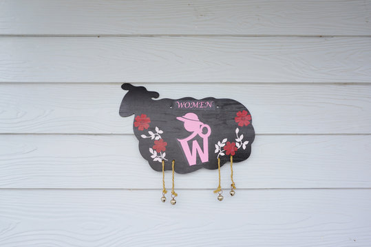 Toilet signage in sheep form