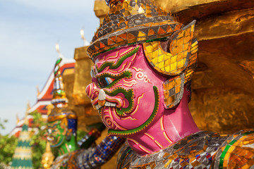 Dämonen Wächter am Tempel Wat Phra Kaeo in Bangkok