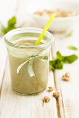 Avocado and pear smoothie