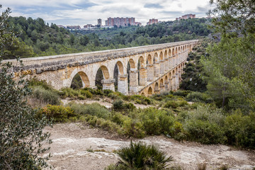 Fototapeta premium Roman Aqueduct Pont del Diable in Tarragona, Spain