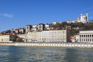 Fototapeta premium Honrizontal view of Lyon with Saone river