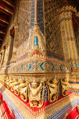 Fototapeta na wymiar Detail des Tempels Wat Phra Kaeo in Bangkok
