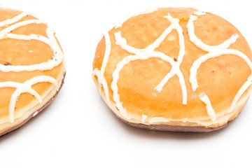 cream donut