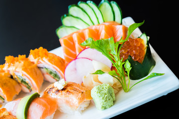 Salmon sushi