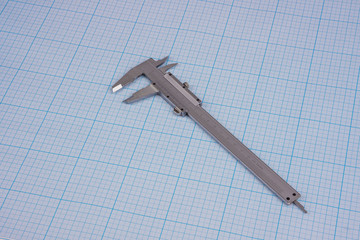 Vernier-caliper on graph paper