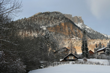 Le Chamchaude (alt 2082 m) vue du Sappey-en-Chartreuse