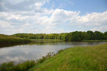 Obraz na płótnie Canvas Pond