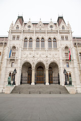 Fototapeta premium Hungarian Parliament entrance