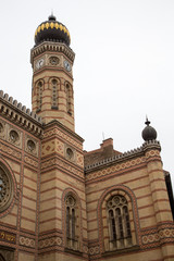 Fototapeta na wymiar Dohány Street Synagogue, Budapest