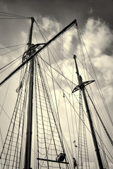 Sailboat masts