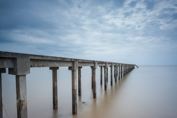 Obraz premium Fishing Jetty on Long Exposure